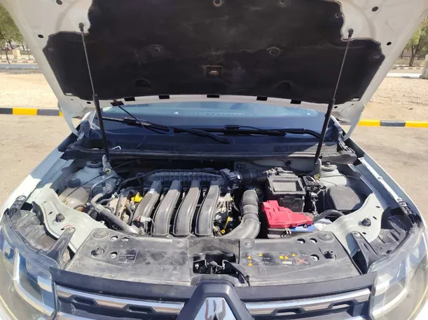 Car image 30