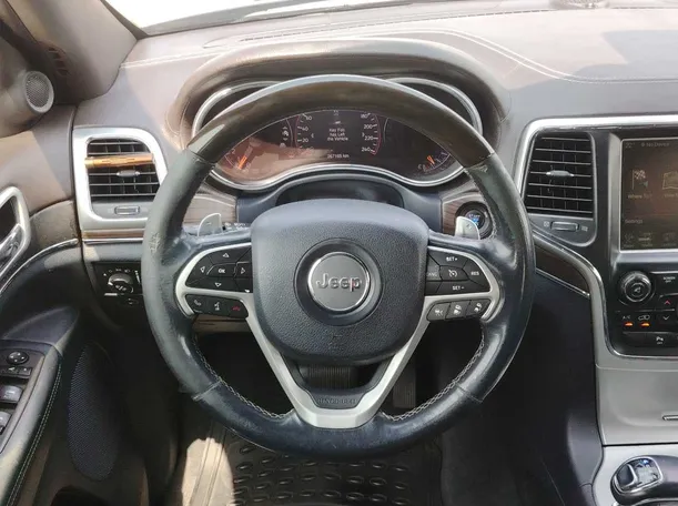 Car image 22
