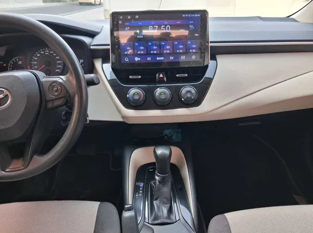 Car image 15