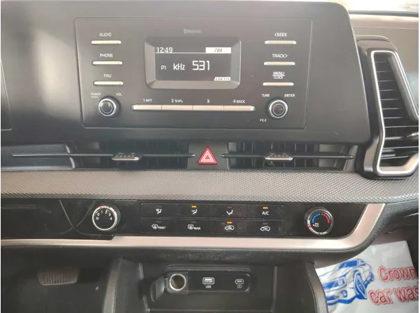 Car image 20