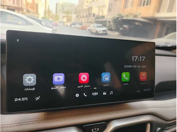 Car image 25