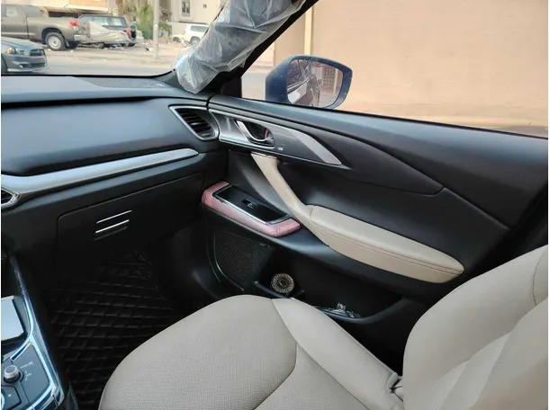 Car image 39