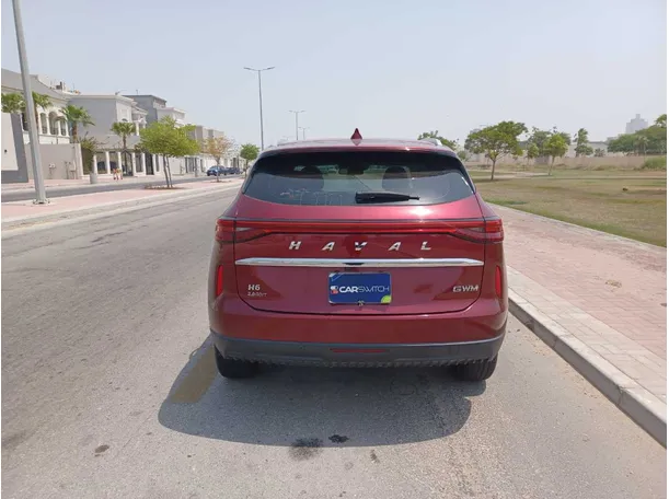 Car image 6