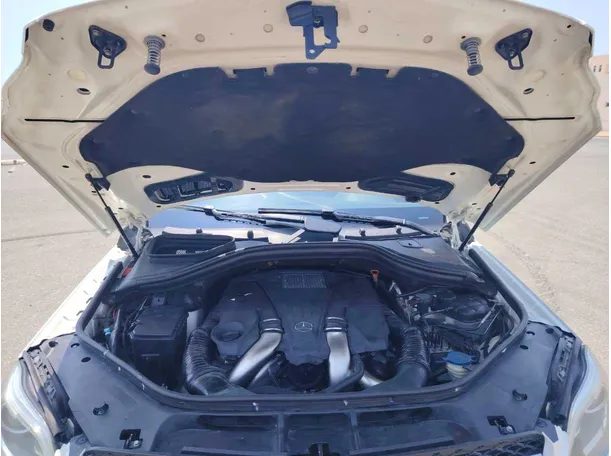 Car image 38