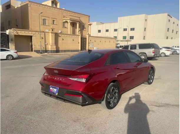 Car image 5