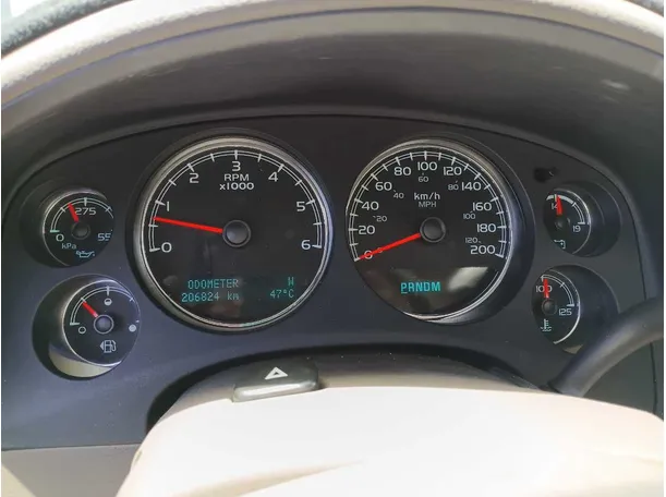 Car image 24