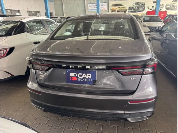 Car image 5