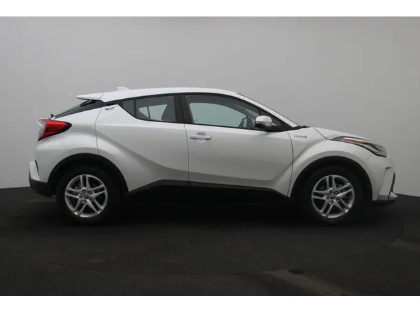 Car image 13