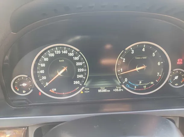 Car image 20
