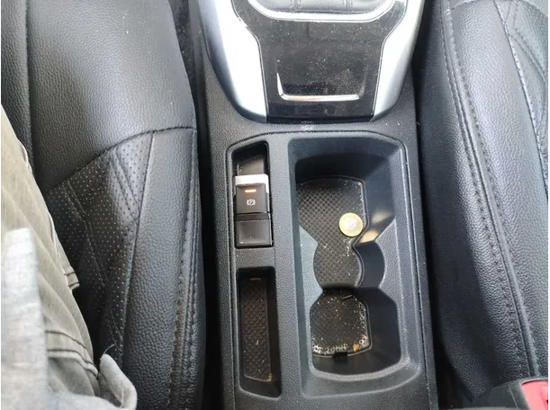 Car image 22