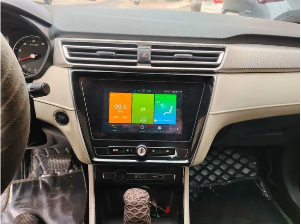 Car image 27
