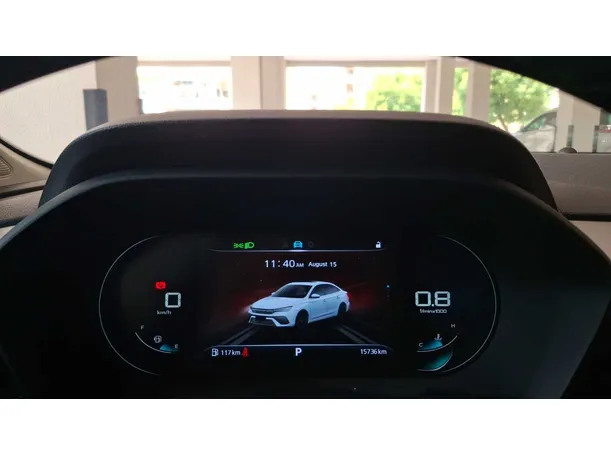 Car image 19