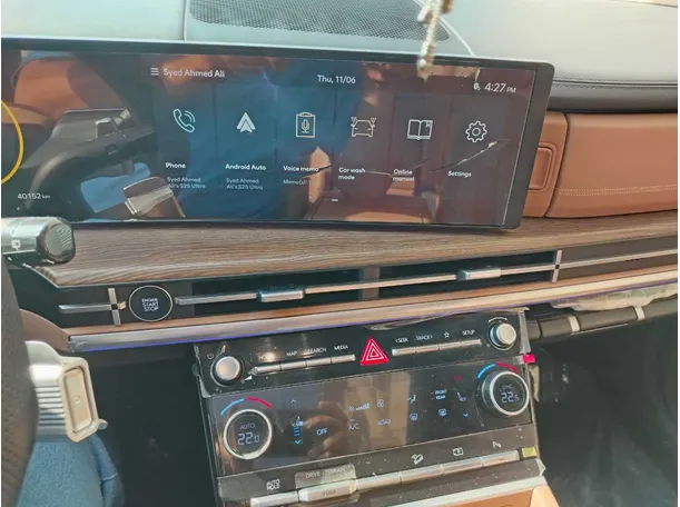 Car image 24