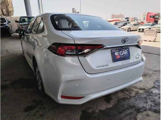 Car image 7