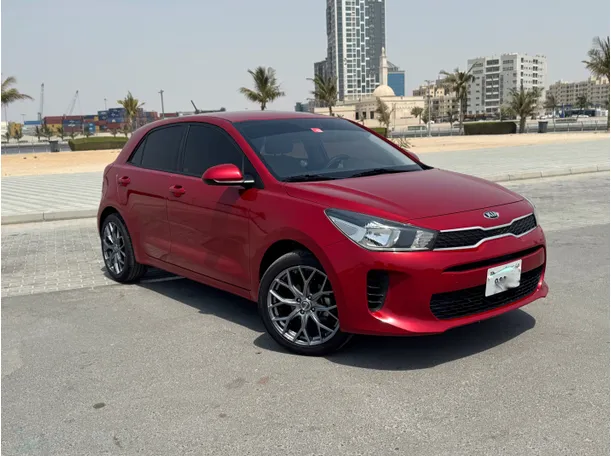 2020 Kia Rio in UAE