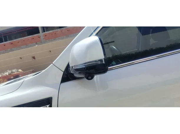 Car image 28