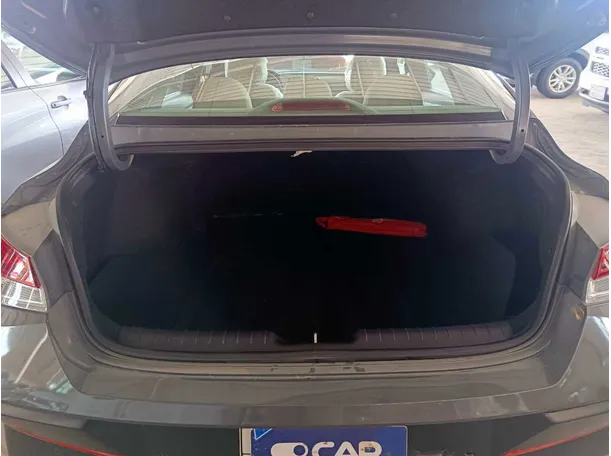 Car image 25