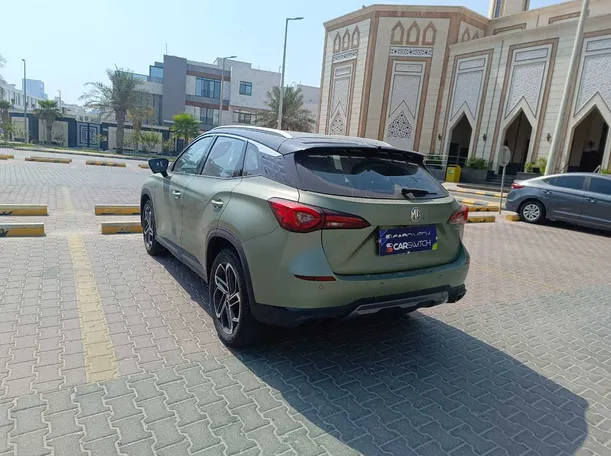 Car image 7