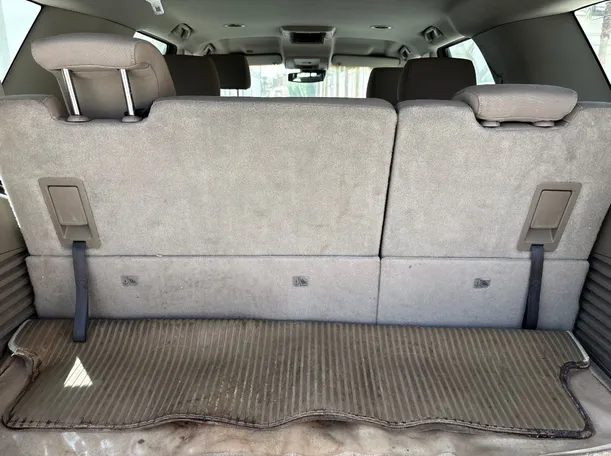 Car image 25