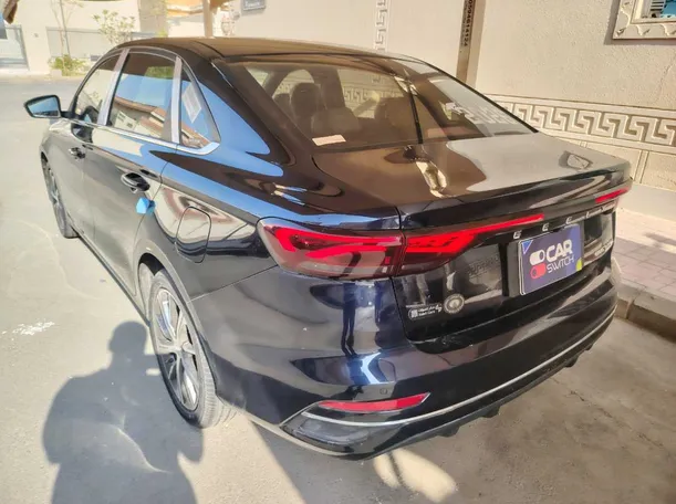 Car image 7