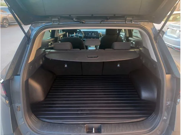Car image 22
