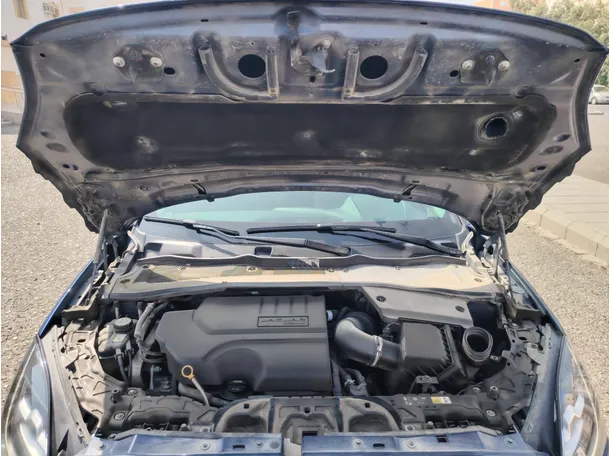 Car image 35