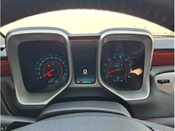 Car image 18