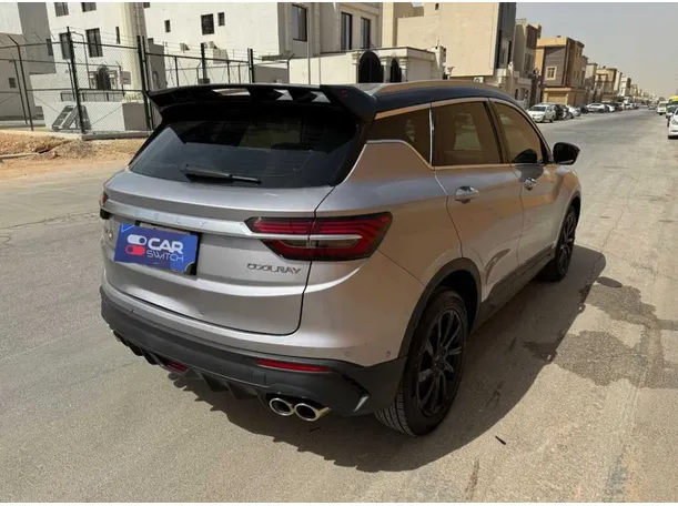 Car image 5