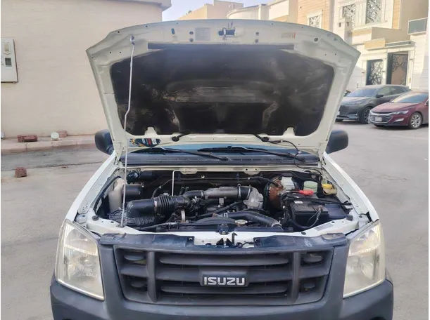 Car image 28