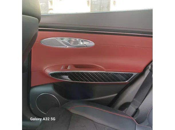 Car image 28