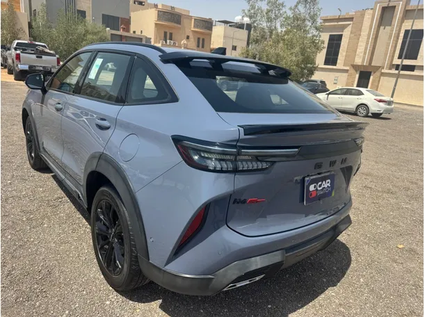 Car image 7