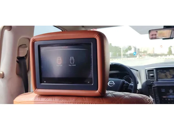 Car image 23