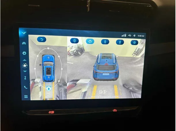 Car image 11