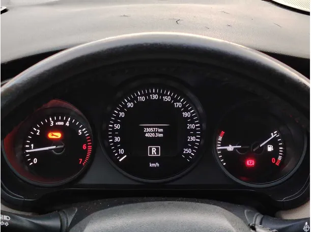 Car image 24