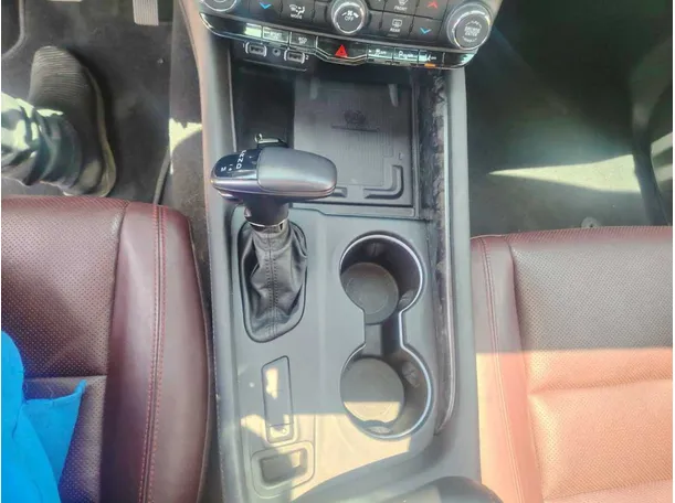 Car image 23