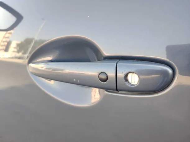 Car image 37