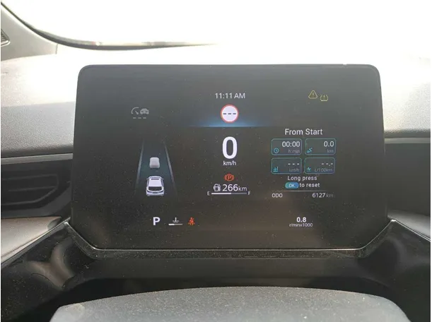 Car image 26