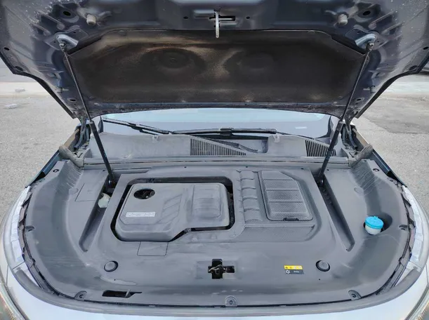 Car image 47