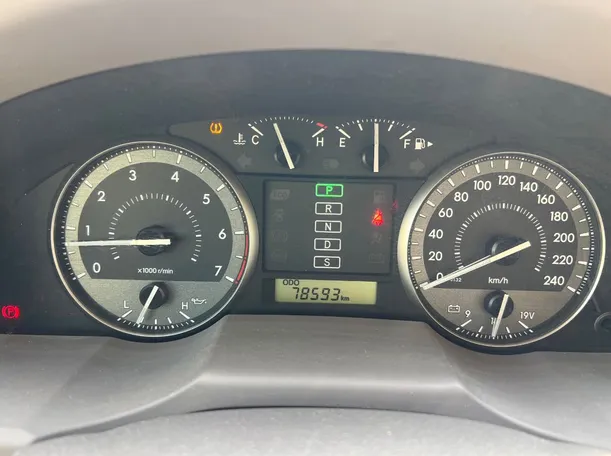 Car image 21