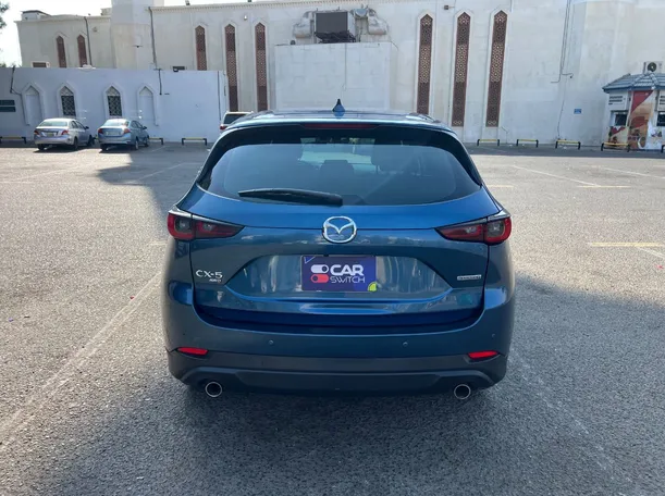 Car image 6
