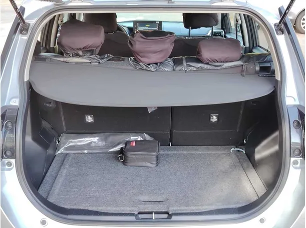 Car image 23