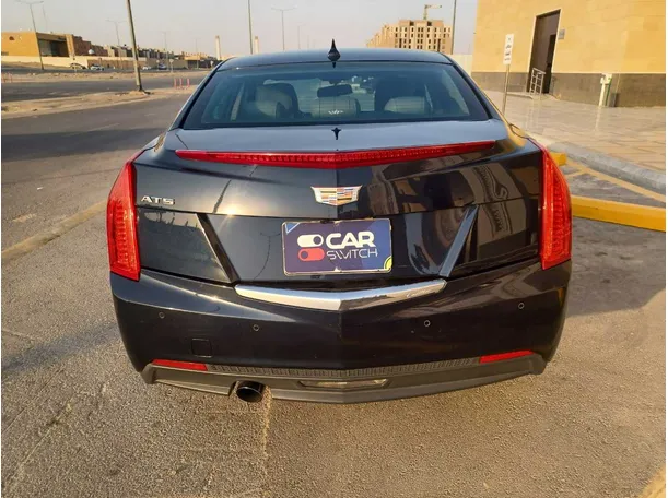Car image 6