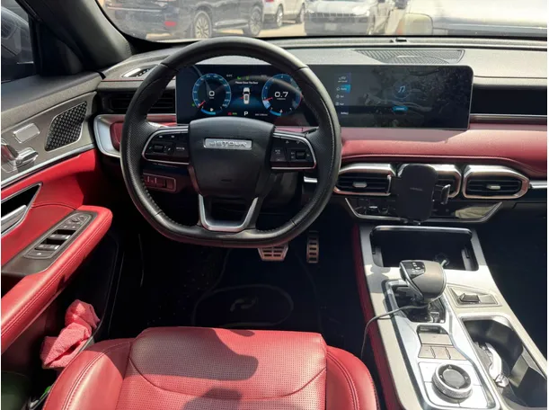 Car image 16
