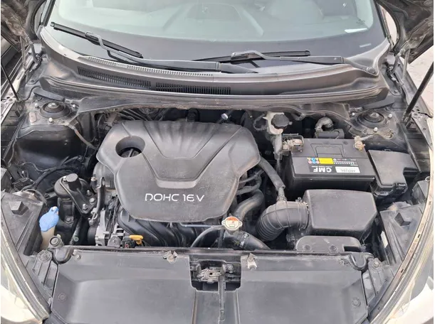 Car image 16