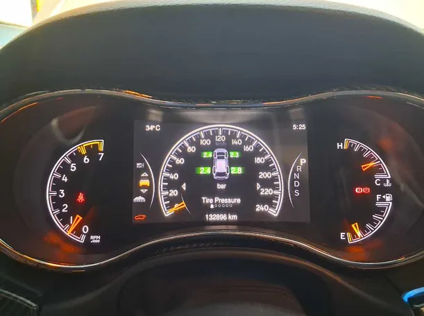 Car image 20