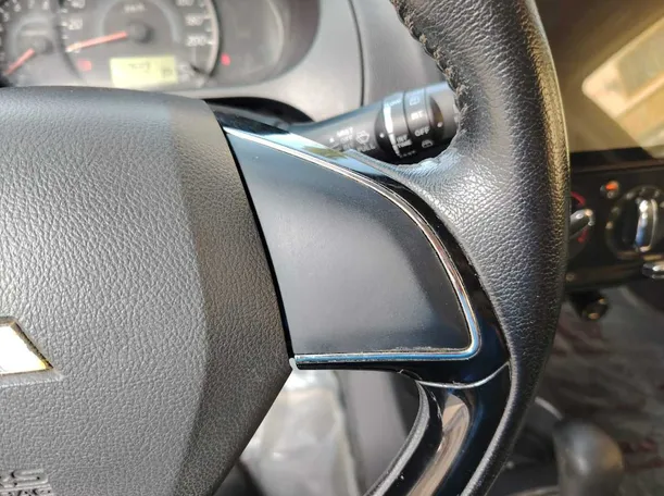 Car image 35