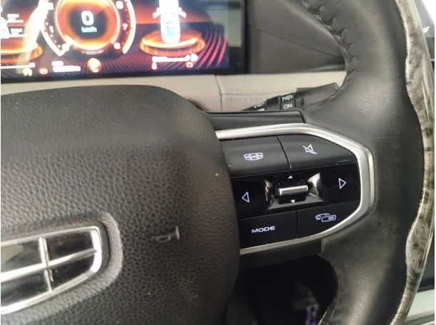 Car image 44