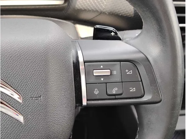 Car image 31