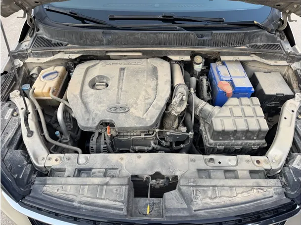 Car image 20