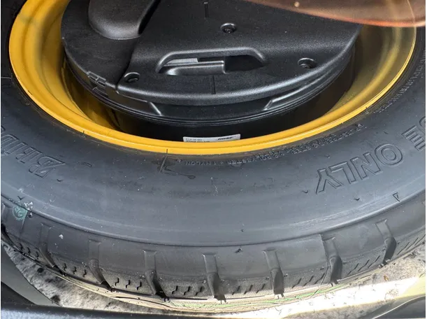 Car image 22
